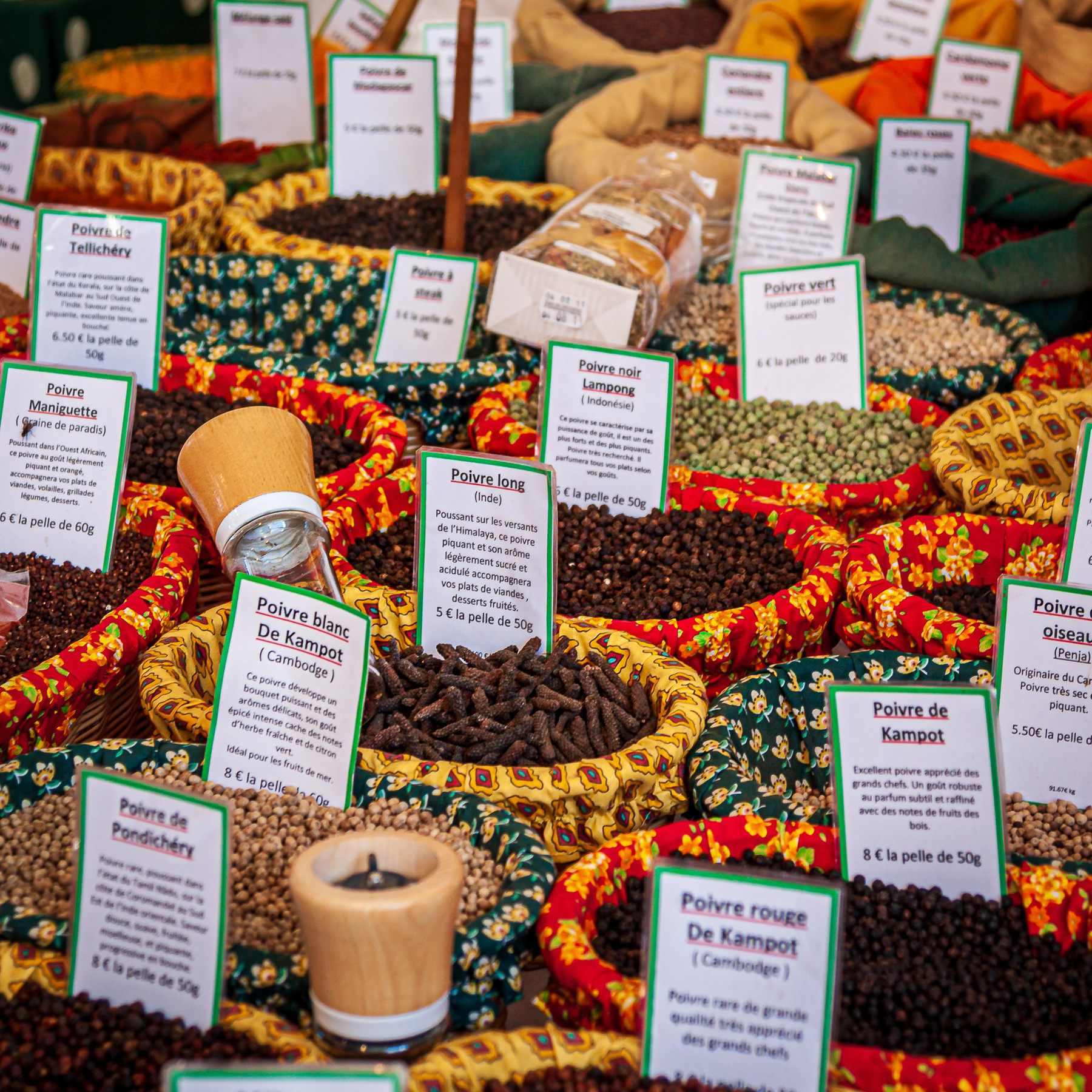photo of a spice store in France